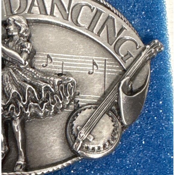 Square Dancing Siskiyou Belt Buckle 1988 Pewter Western Design with Orig Case - Picture 5 of 10